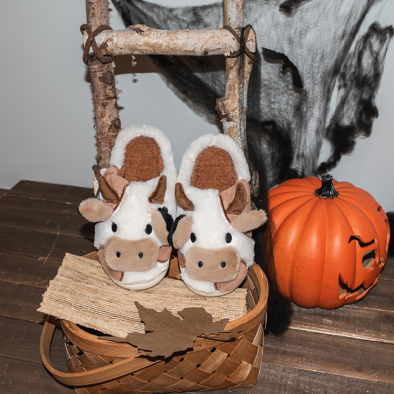 XIXITIAO Slippers For Women,Cow Slippers,Womens Fuzzy Slippers,Cute Animal Cartoon Fluffy Plush House Slippers For Women Men Indoor
