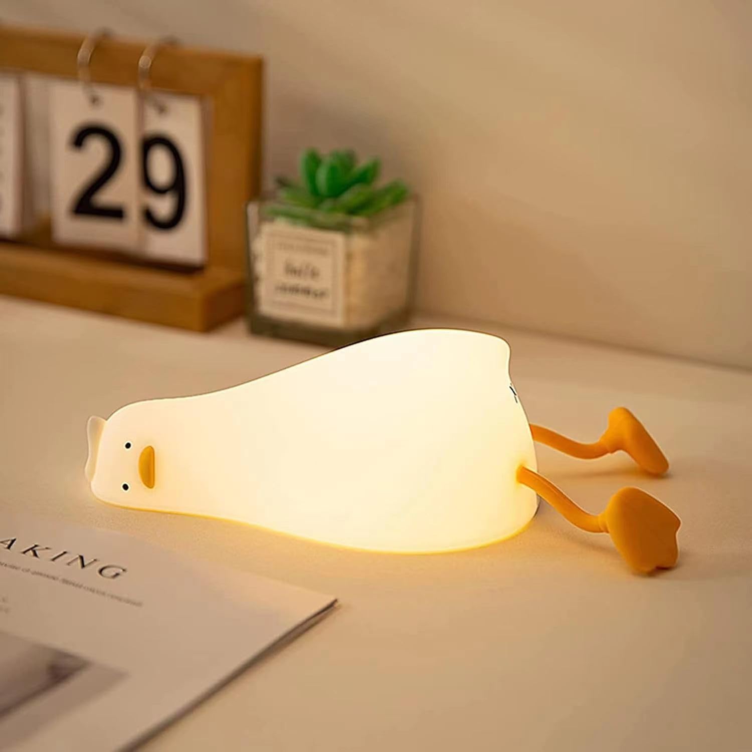 Cute Duck Night Lamp – Soft LED Light for Bedroom & Desk